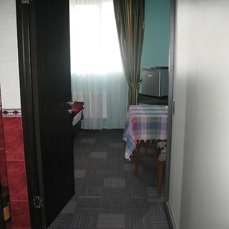 Deniz Guest House Набран Екстериор снимка
