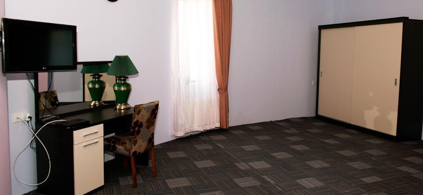 Deniz Guest House Набран Екстериор снимка