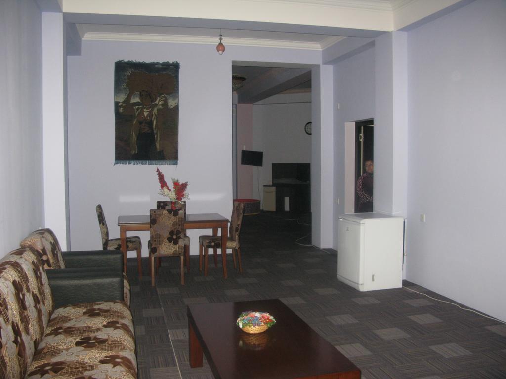 Deniz Guest House Набран Екстериор снимка
