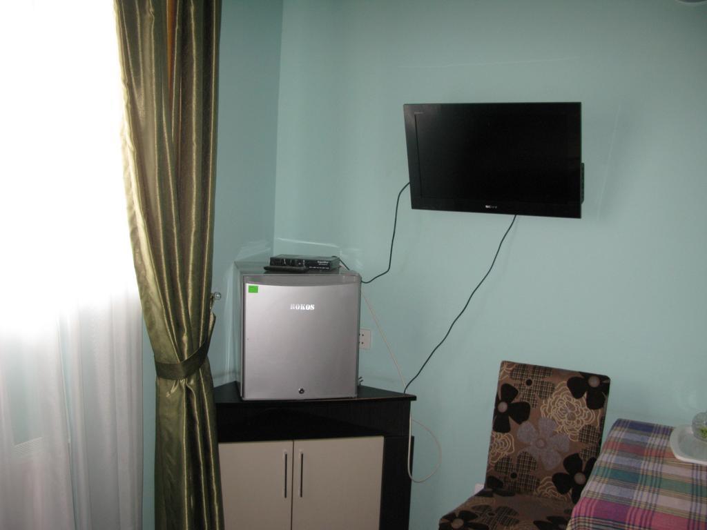 Deniz Guest House Набран Екстериор снимка